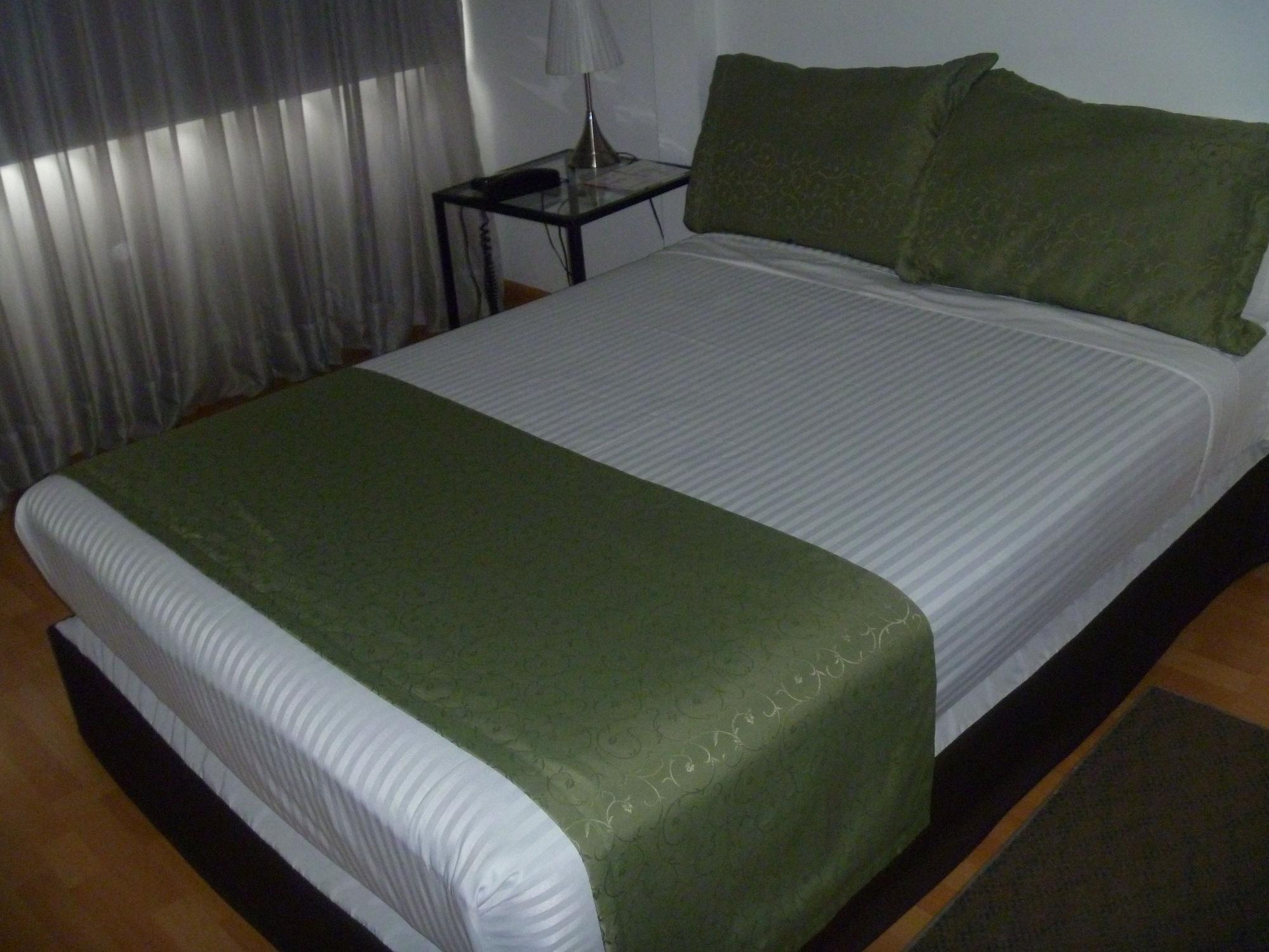 Hotel Portal De Milan مانيزاليس المظهر الخارجي الصورة