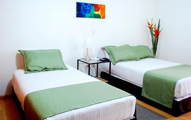Hotel Portal De Milan مانيزاليس المظهر الخارجي الصورة